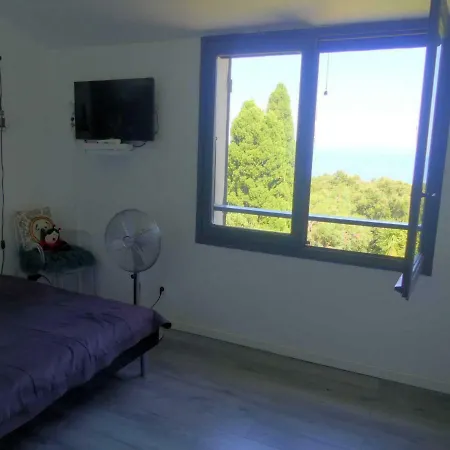 Villa St Sauveur Βίλα